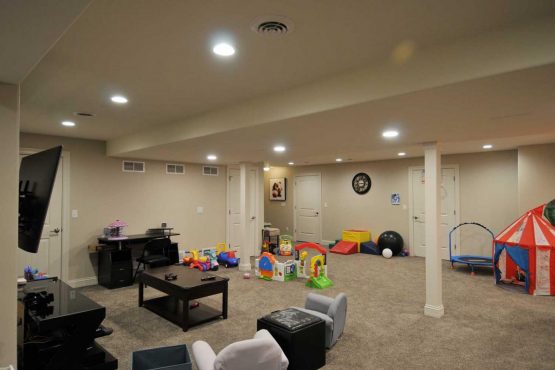 oak-creek-lower-level-tam-1