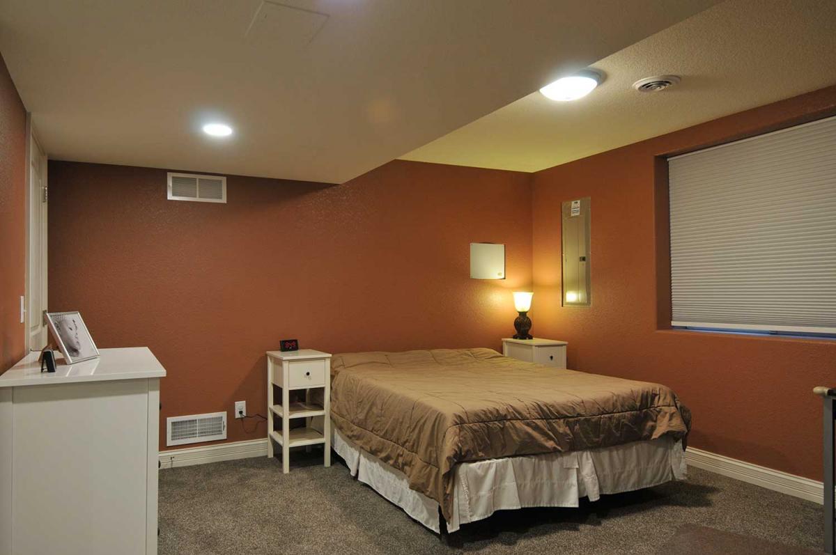 Oak Creek Lower Level (Tam)