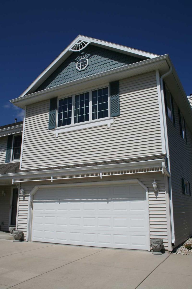 South Milwaukee Exterior (Haslam)